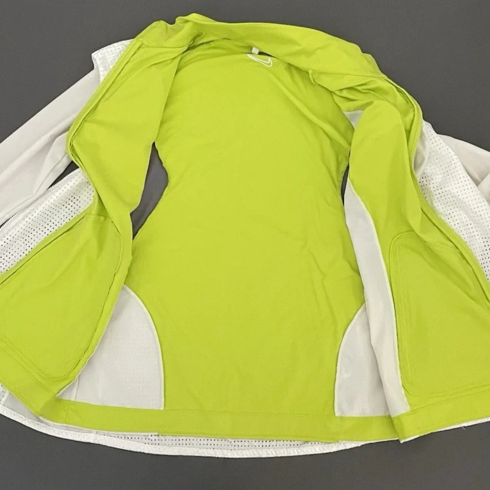 Nike womens medium